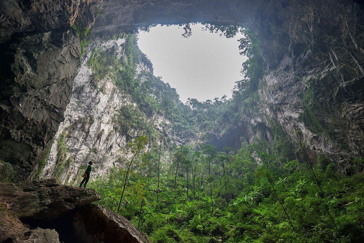 Phong cảnh tuyệt mĩ trong hang Sơn Đoòng | Những “sự thật” thú vị về hang Sơn Đoòng | Brain Berries