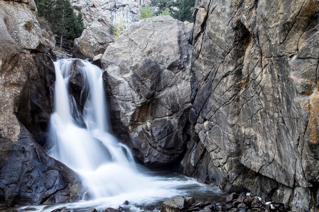 Natural Alkaline Water | Essential Things You Should Know About Alkaline Water | Brain Berries