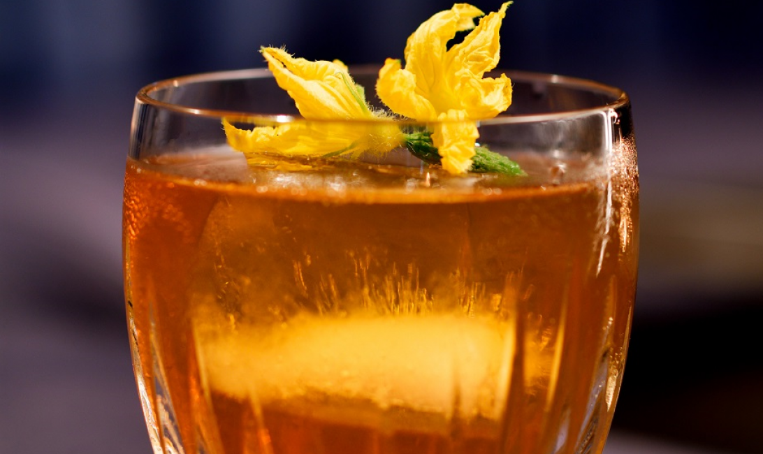 High-end Cocktails | Eight Crazy Ways Money Gets Thrown Around in Dubai | Brain Berries