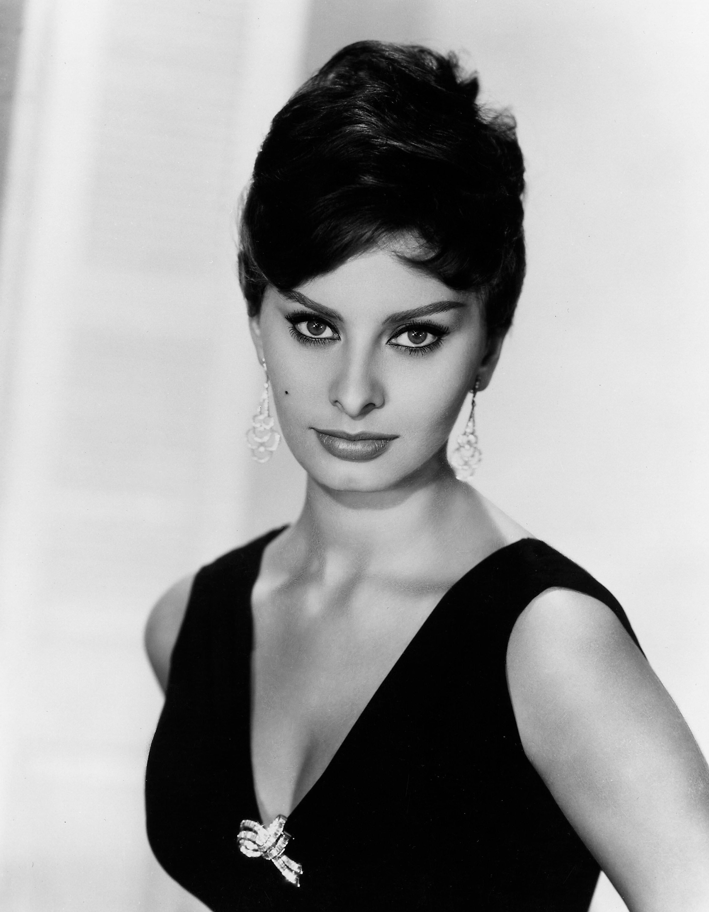 Детство и юность | 10 любопытных фактов о легендарной Софи Лорен | Brain Berries