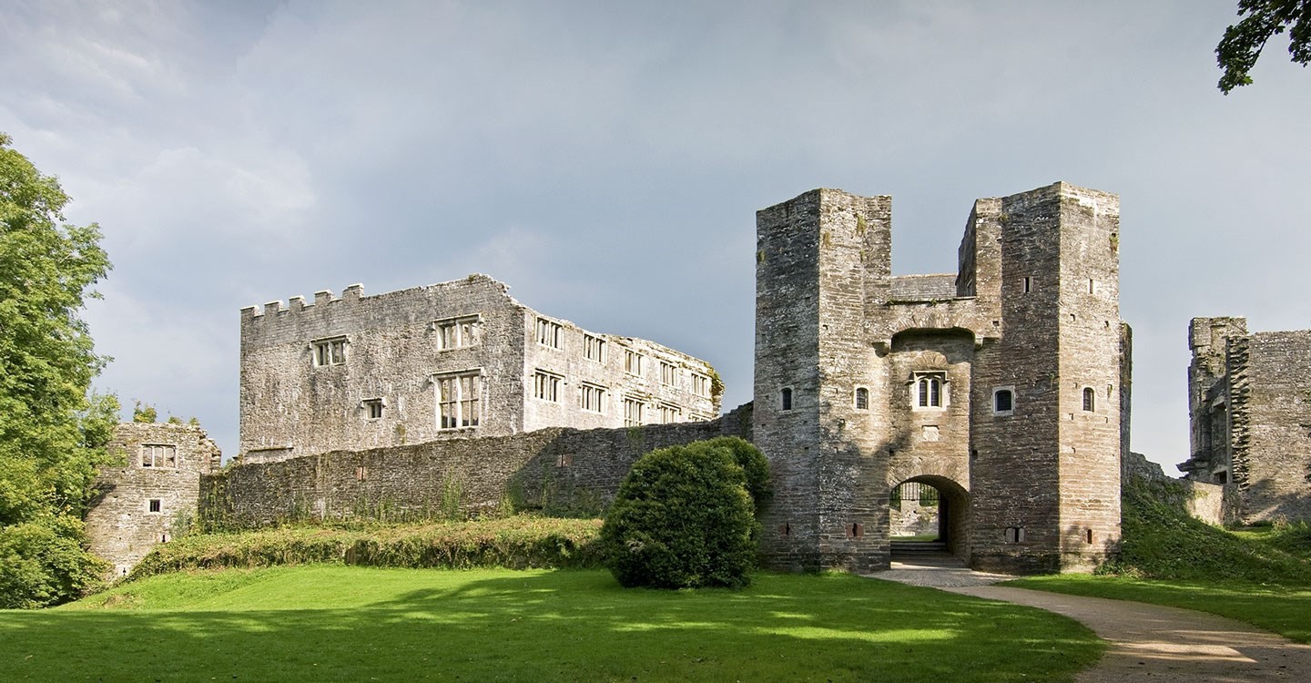 Berry Pomeroy Castle, England | Top 9 Scariest Haunted Castles in Europe | Brain Berries