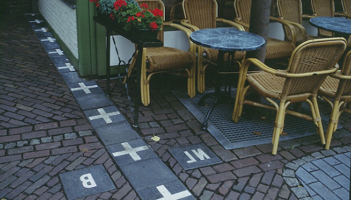 Confine tra Belgio e Paesi Bassi | Le 8 linee di confine più famose del mondo | Brain Berries
