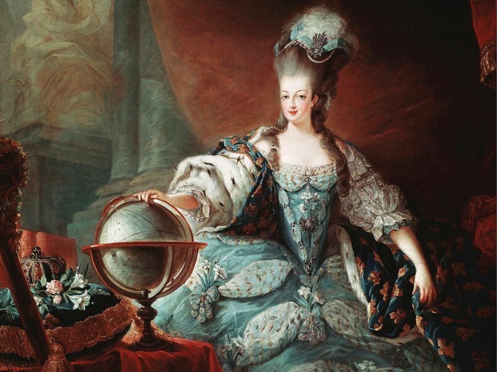 6 Historical Events That are Lies (Along With One That’s True!)