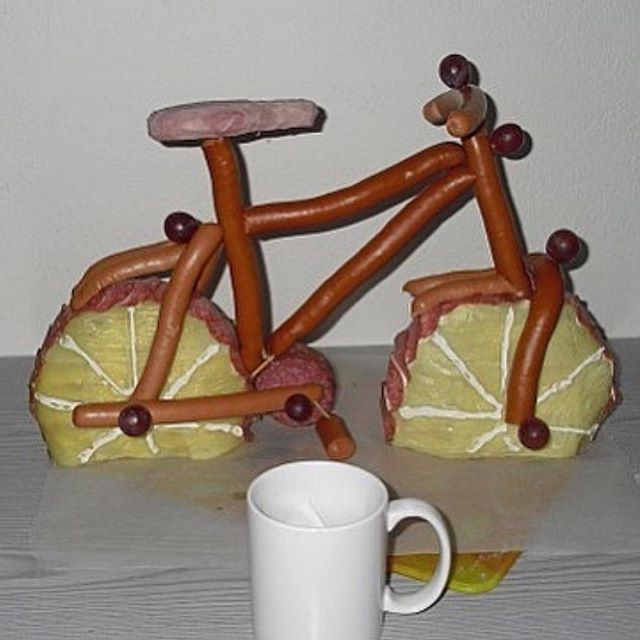 Bike made of sausages | Unsettling Food Art by @TotallyGourmet | Brain Berries