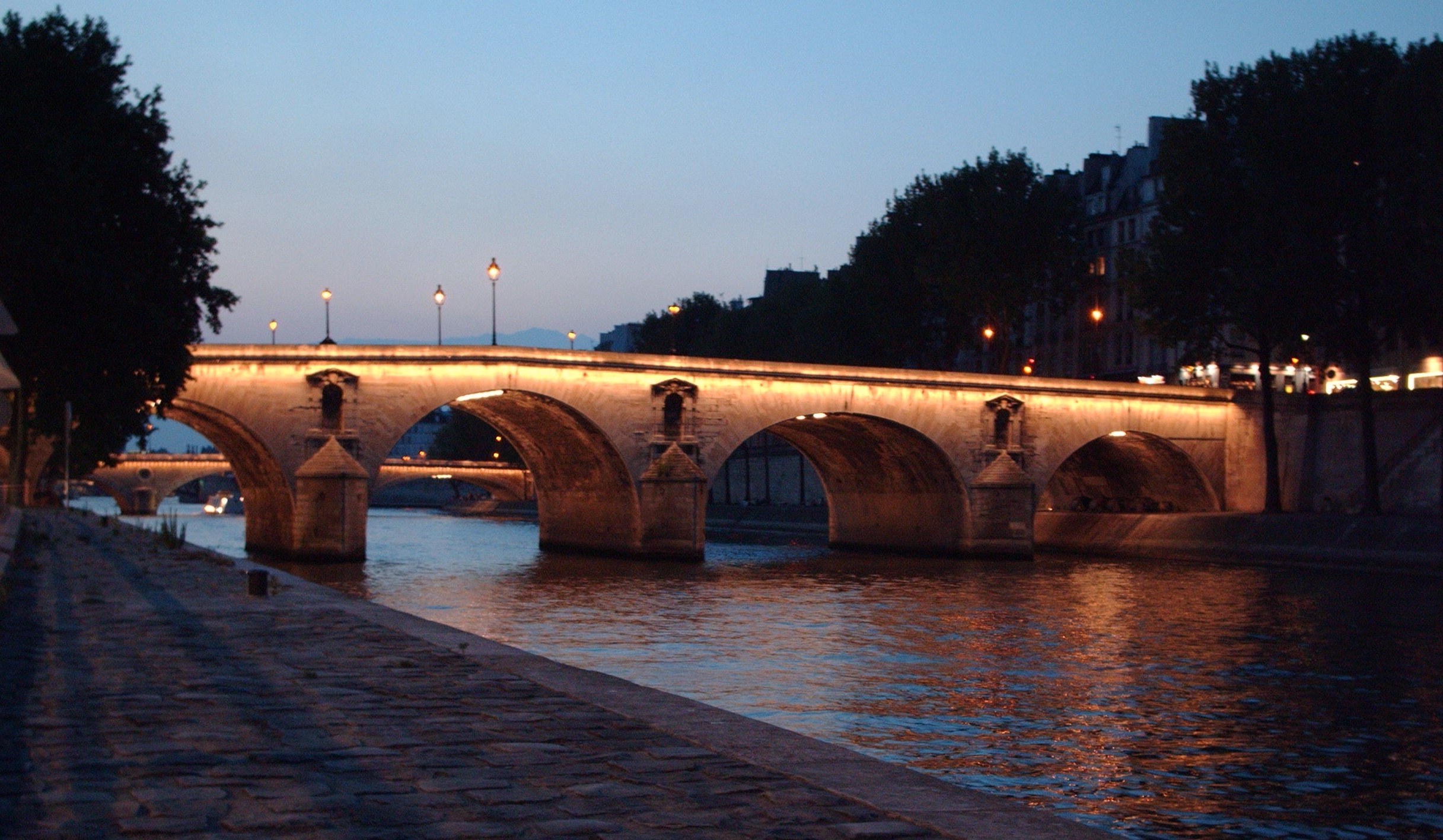 Мост Мари, Париж | 10 волшебных мест, где исполняются заветные желания | Brain Berries