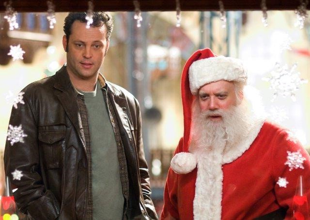 2. Fred Claus (2007) | Top 9 Hilarious Christmas Movies | Brain Berries