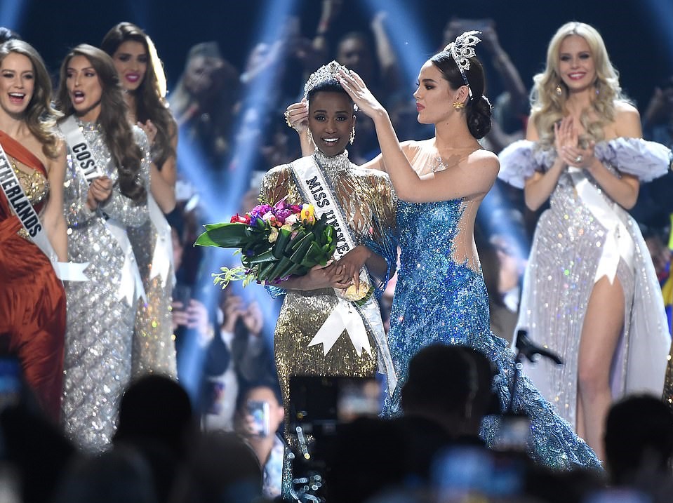 Catriona Gray, Miss Universe 2018 | Miss Universe 2019 Zozibini Tunzi Wins The Title With Her Stunning Final Words | Zestradar