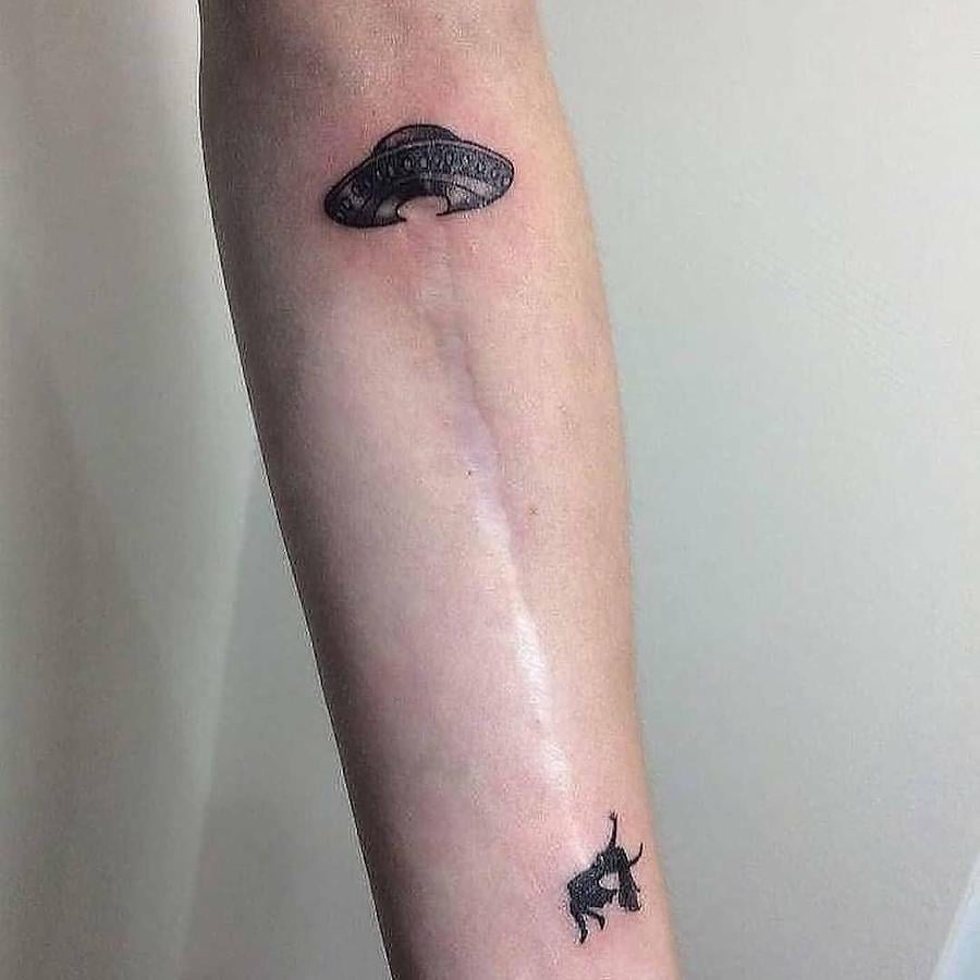 15 Creative Scar Tattoo Cover Ups