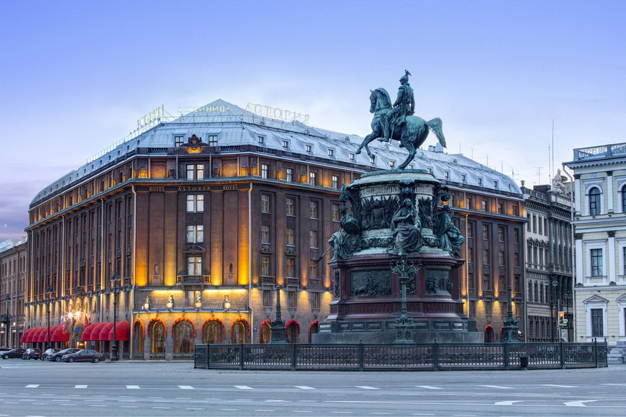 Hotel Astoria, a Rocco Forte Hotel | 10 самых шикарных отелей России | Zestradar