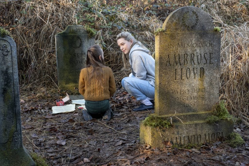 «Призраки поместья Блай» | "Ход королевы" и другие новые сериалы, которые стоит посмотреть этой осенью | Zestradar