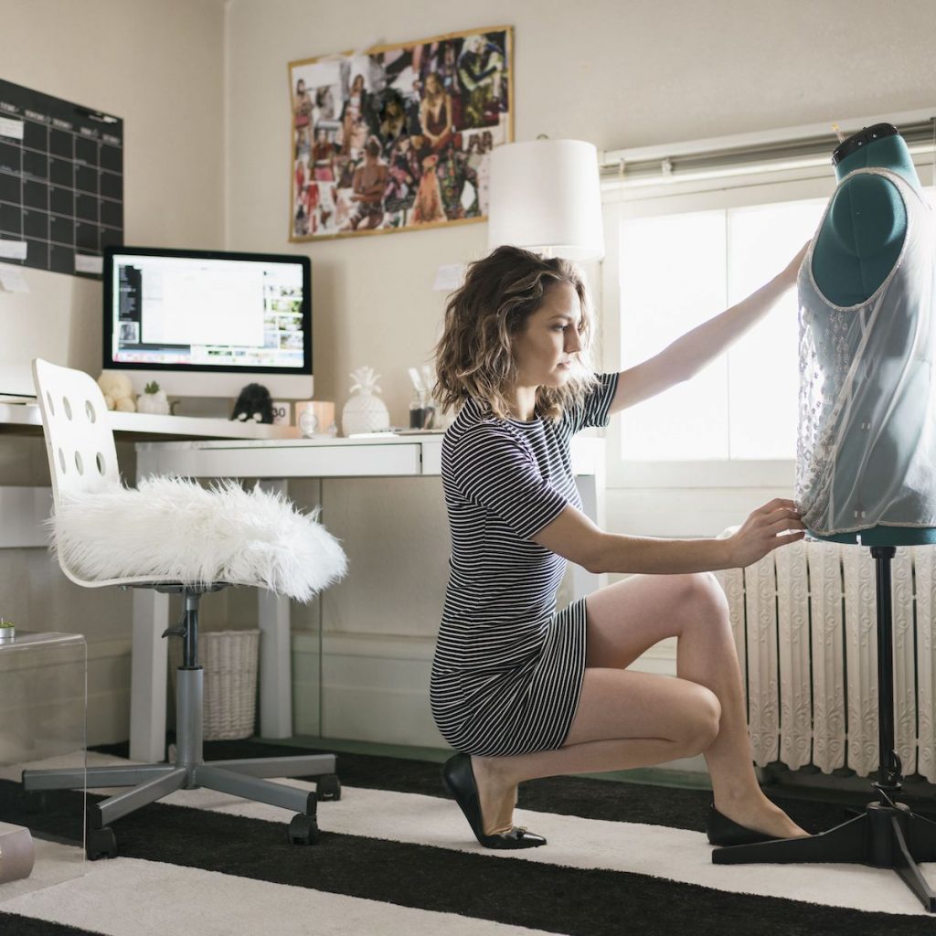 7 Best Jobs To Try Before You’re 25