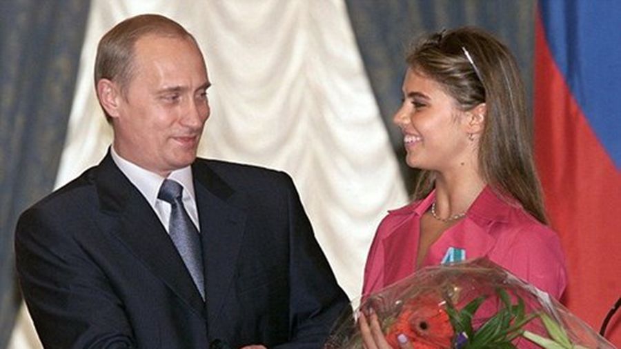 7 неспортивных фактов о главной гимнастке России Алине Кабаевой