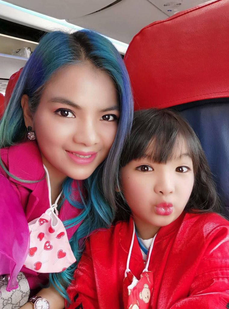 8 ซุปเปอร์สตาร์เด็กเมืองไทย ที่มีใบหน้าคล้ายพ่อแม่ราวกับแกะ