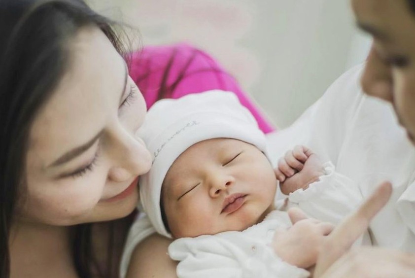 10 ภาพน่าประทับใจของสมาชิกใหม่ของบ้านมัสยวานิช-เจียรวนนท์