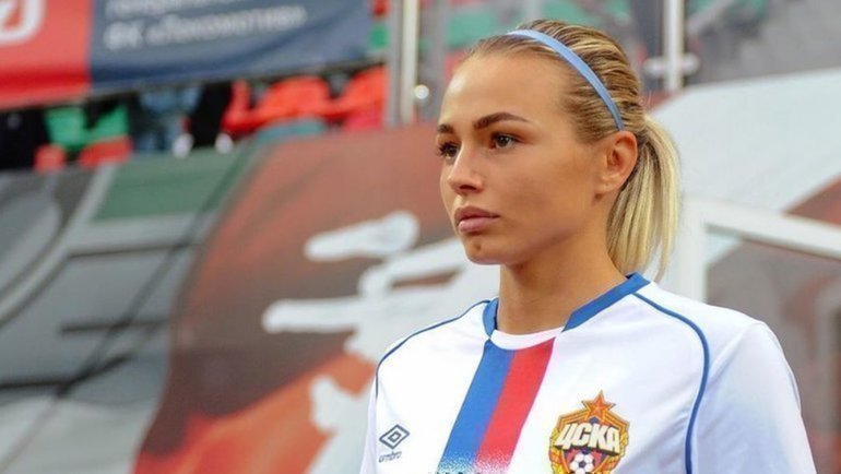 9 знаменитых футболисток, чьей красоте позавидуют модели
