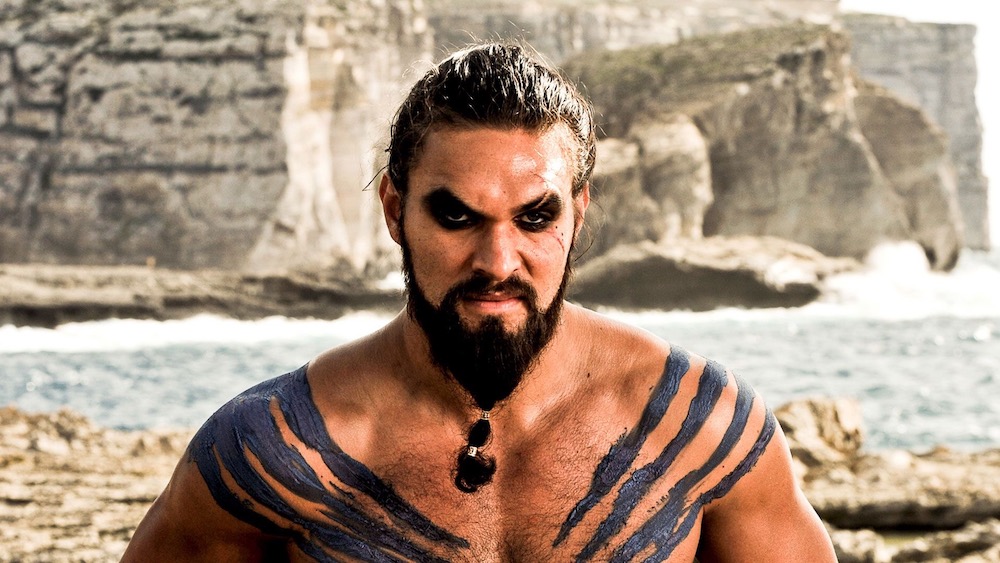 Jason Momoa | 10 Male Celebs Who Love Wearing Makeup | Zestradar