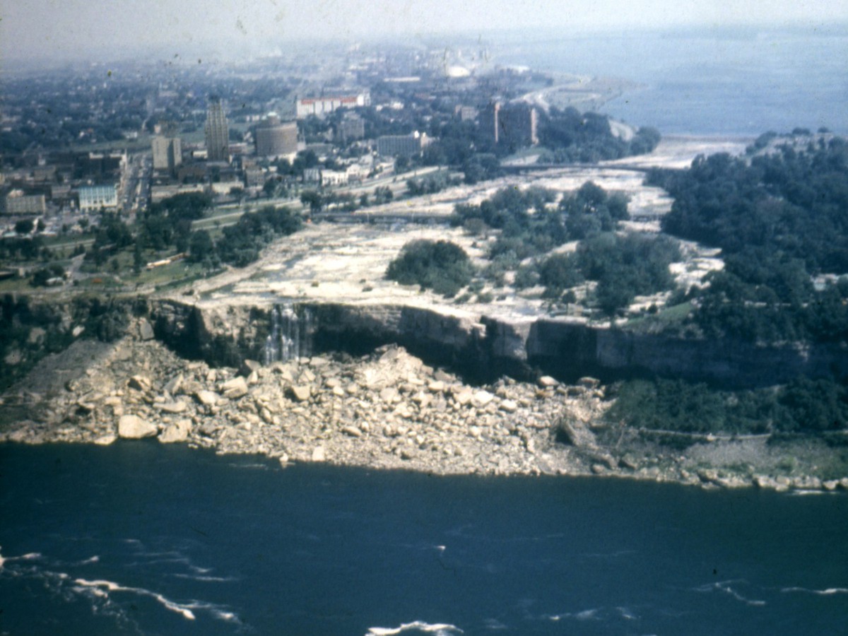 Gruesome Secrets Hidden Under The Dried Out Niagara Falls