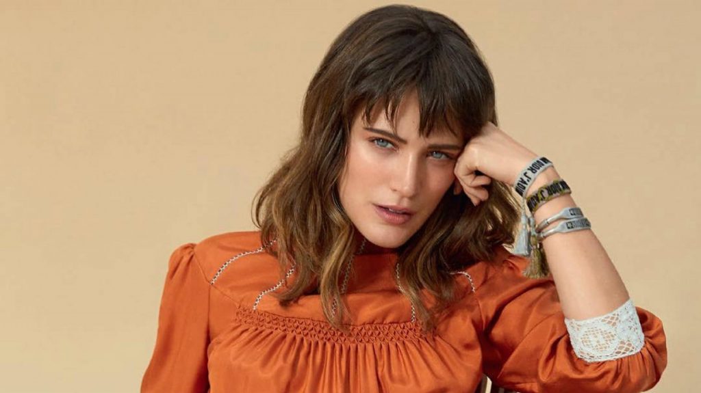 14 celebridades surpreendentemente baixinhas