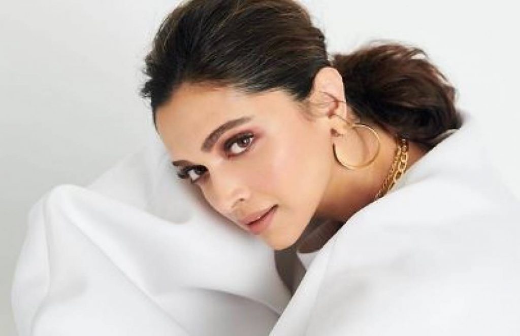 6 สิ่งที่เราไม่รู้เกี่ยวกับดาราดังชาวอินเดีย Deepika Padukone