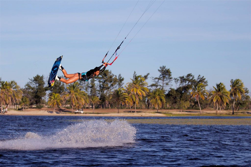 Bruna Kajiya e sua história com o kitesurfing