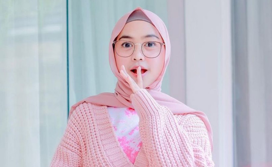7 Fakta Menarik YouTuber Kondang Ria Ricis Yang Baru Saja Lamaran!