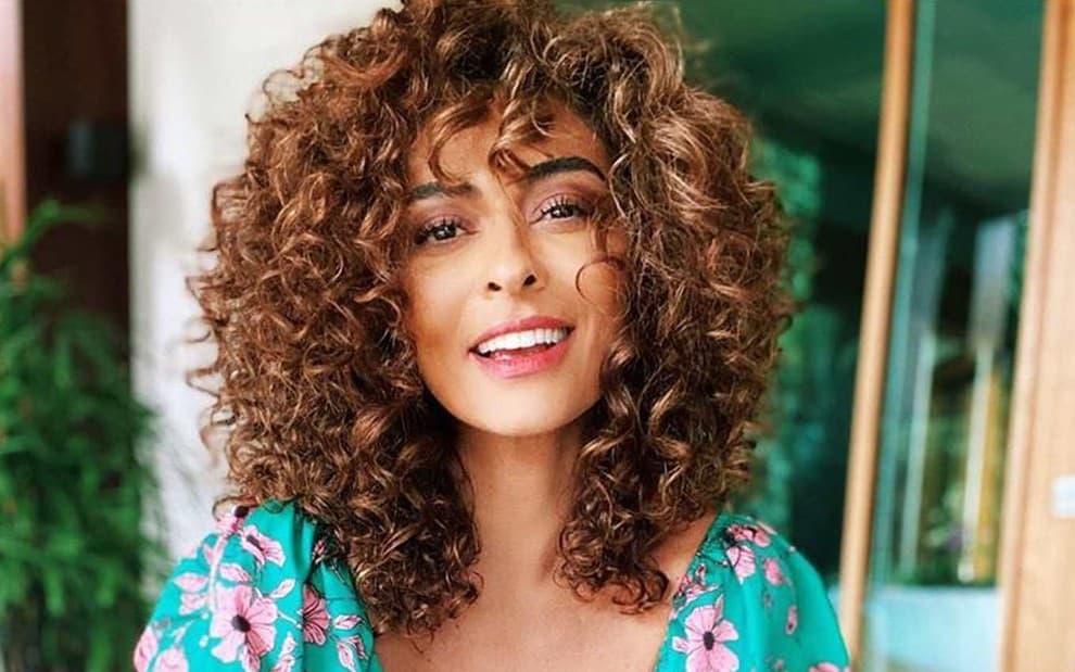 Juliana Paes nos dá detalhes sobre sua nova personagem em Pantanal