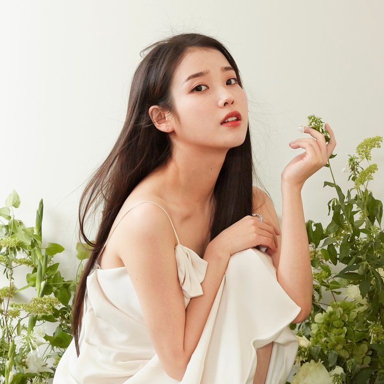 Top nghệ sĩ Hàn quyền lực nhất Kbiz năm 2021