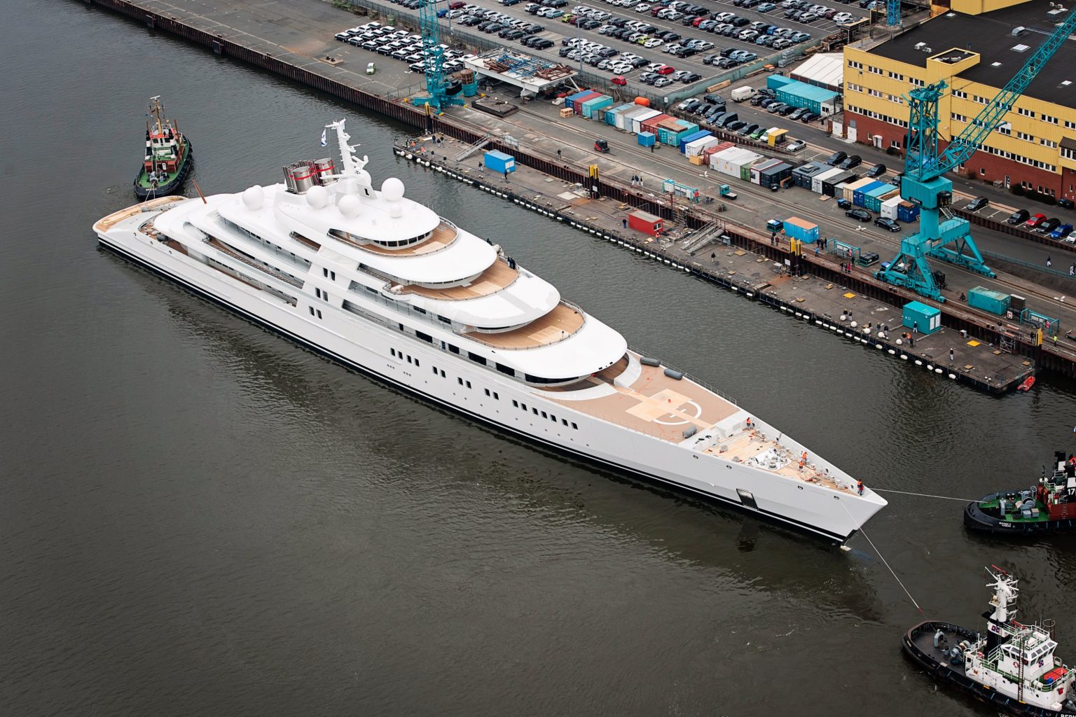 Top 10 Most Luxurious Yachts In The World