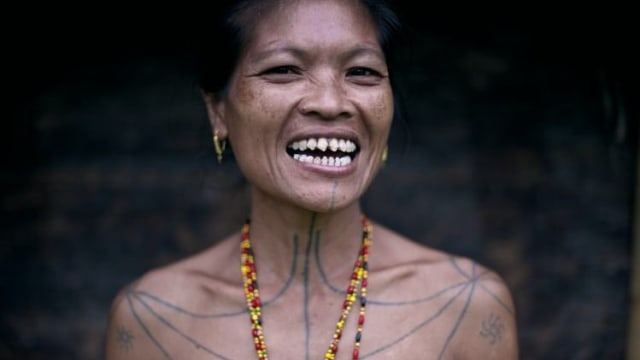 8 Tradisi Dan Ritual Unik Di Indonesia, Bikin Merinding!