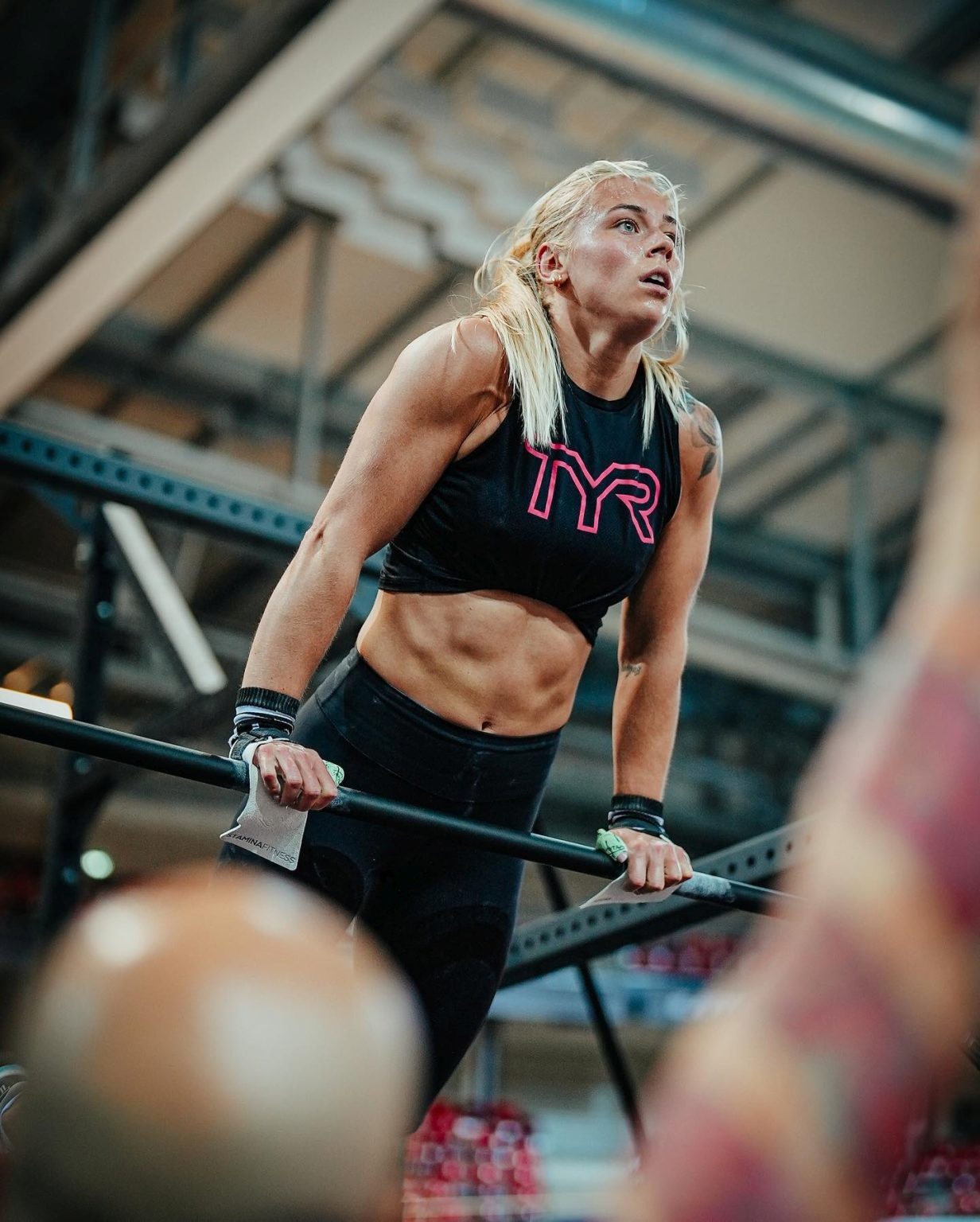8 Best Female CrossFit Influencers on Instagram You Need To Follow
