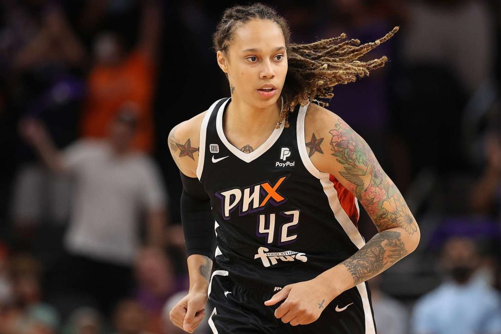 8 Most Gigantic Athletes Of All Time