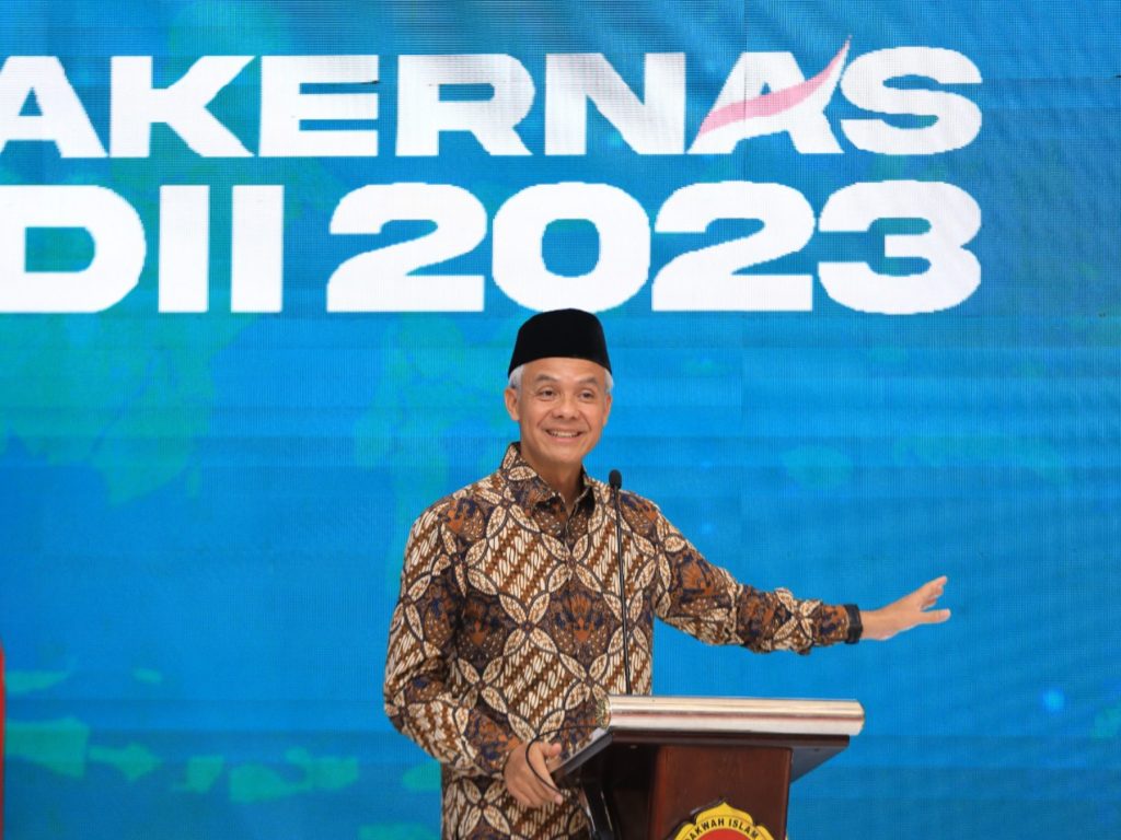 Fakta Menarik Capres RI Ganjar Pranowo, Pernah Jualan Bensin!