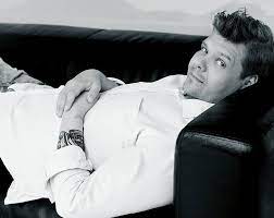 Michał Figurski – prowadzący Temptation Island Polska