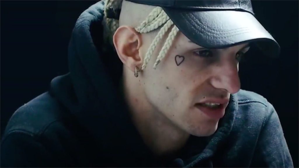 Ragazzi Madre – L’Iliade: Achille Lauro su Prime tra mito e realtà