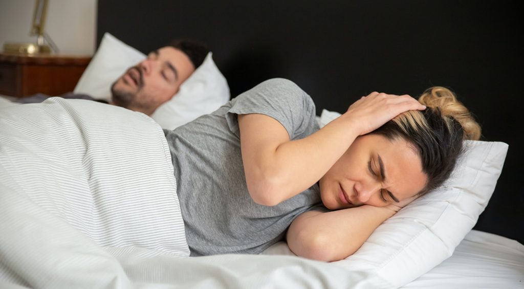 Ngáy ngủ: Phiền phức nhưng cũng có thể là dấu hiệu của các chứng bệnh nguy hiểm