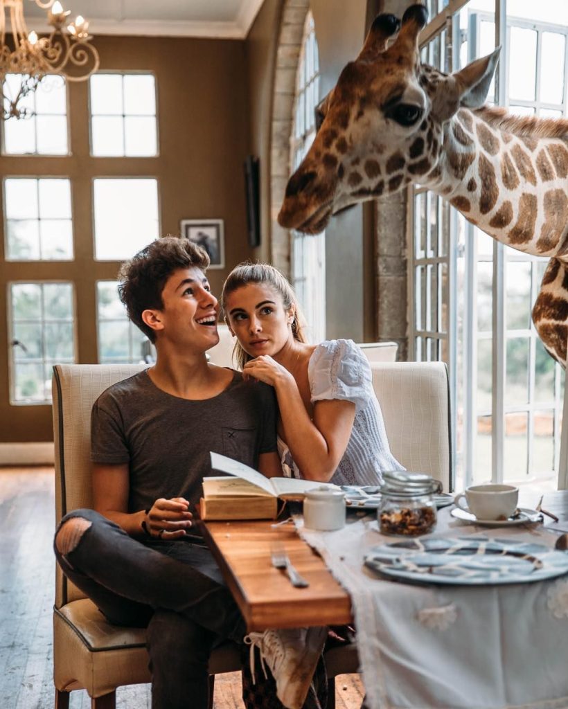 Las 5 parejas latinas en las redes sociales que no te puedes perder