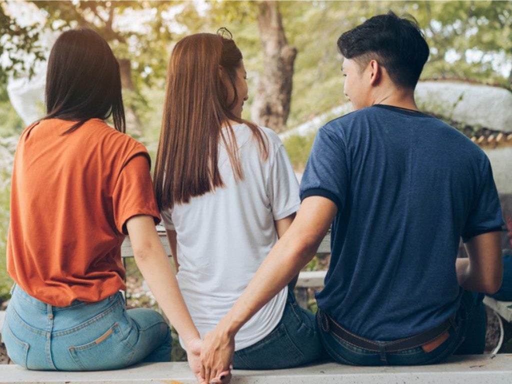 Terungkap! Zodiak Ini Suka Main Api Meski Sudah Punya Pasangan! 