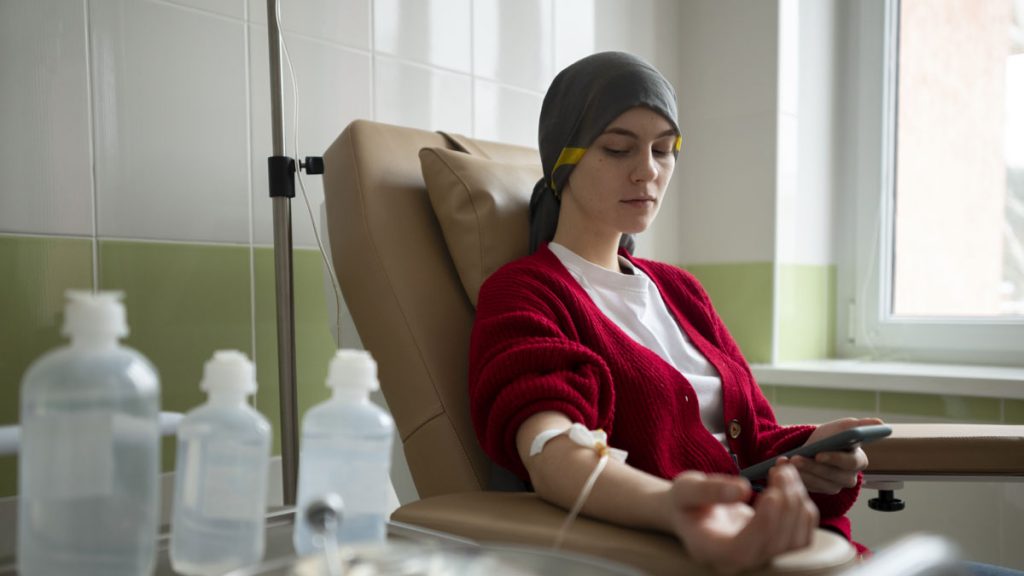 Sempre più giovani si ammalano di cancro: perché?