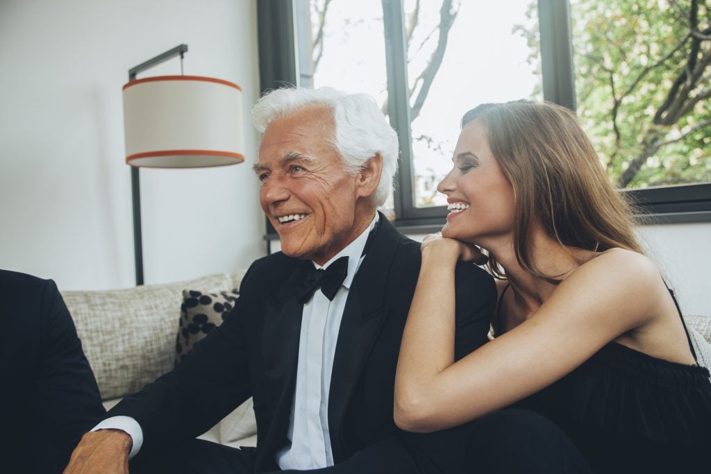 9 Surprising Reasons Why Age-Gap Relationships Work 