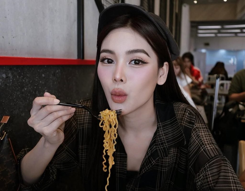 10 เรื่องจริงของหมอทำขวัญนาคที่สวยที่สุดในไทย “อิงฟ้า วราหะ”