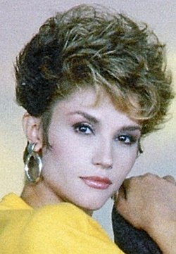 Anni ‘90: chi sono i personaggi più amati della tv di allora?