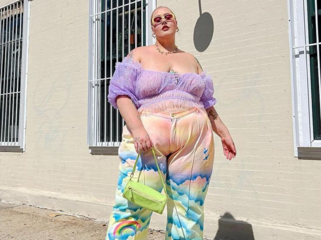 Abby Bible : Le mannequin grande taille qui bouscule les standards et célèbre les corps sans filtre