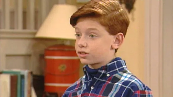 ’90s Sitcom Stars Who Disappeared From Hollywood